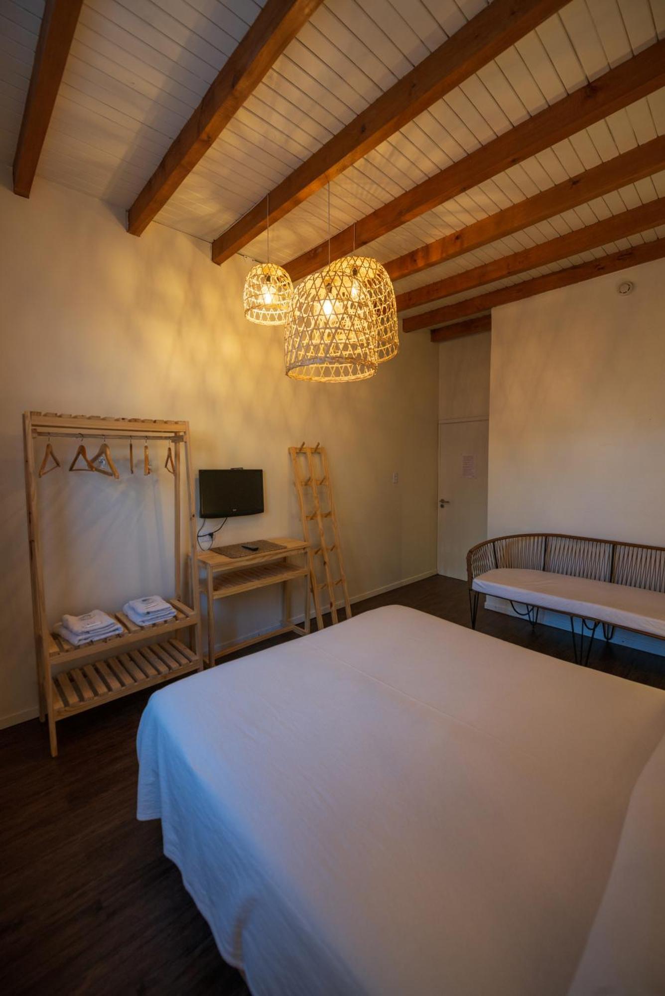 Los Calafates Hotel Ushuaia Bagian luar foto