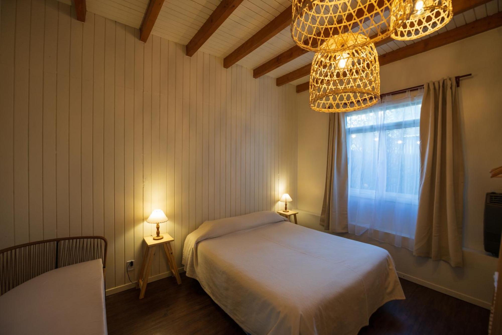 Los Calafates Hotel Ushuaia Bagian luar foto