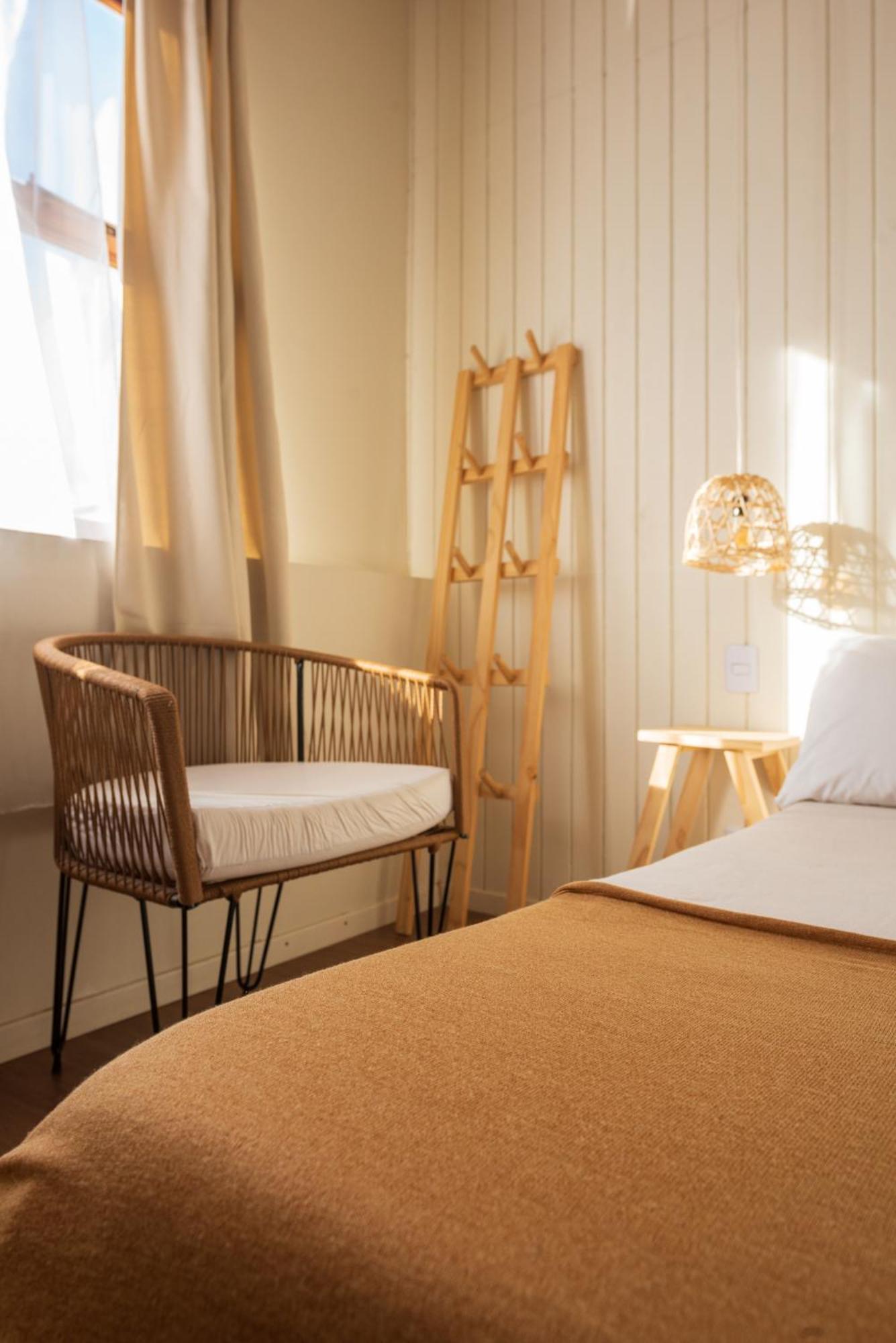 Los Calafates Hotel Ushuaia Bagian luar foto