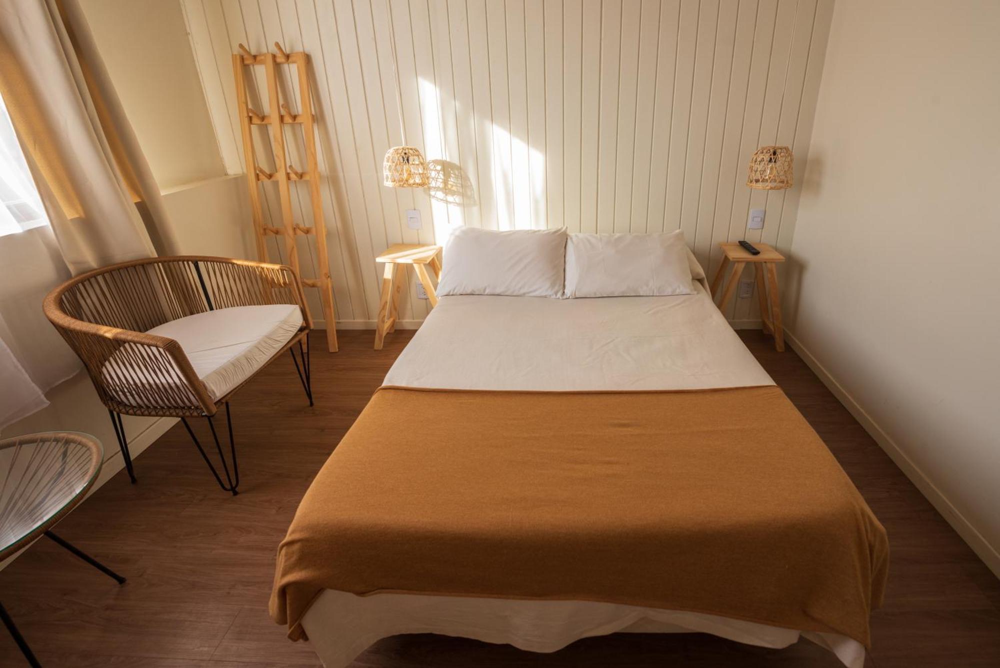 Los Calafates Hotel Ushuaia Bagian luar foto
